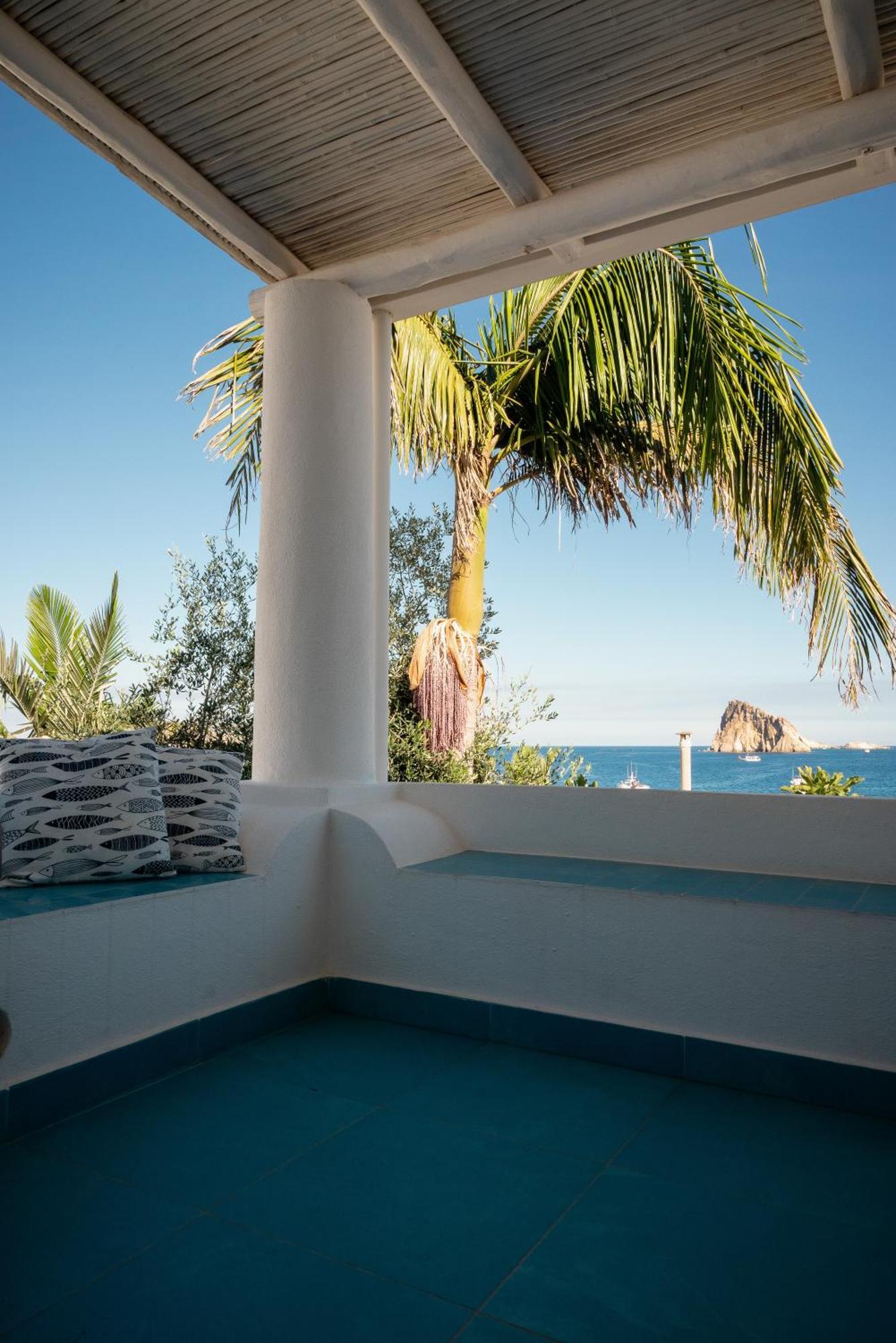 Hotel Eunymos Panarea Extérieur photo