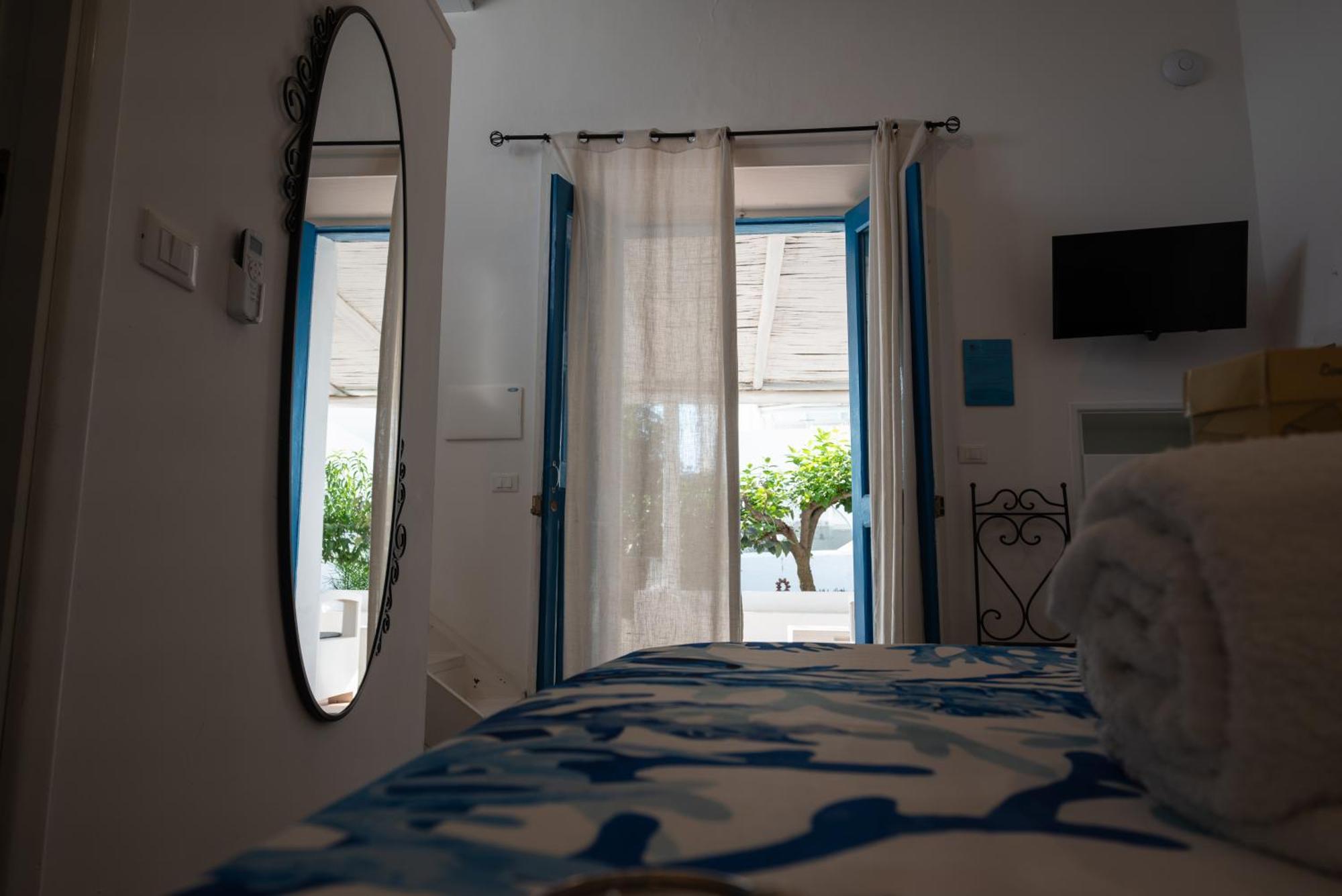 Hotel Eunymos Panarea Extérieur photo