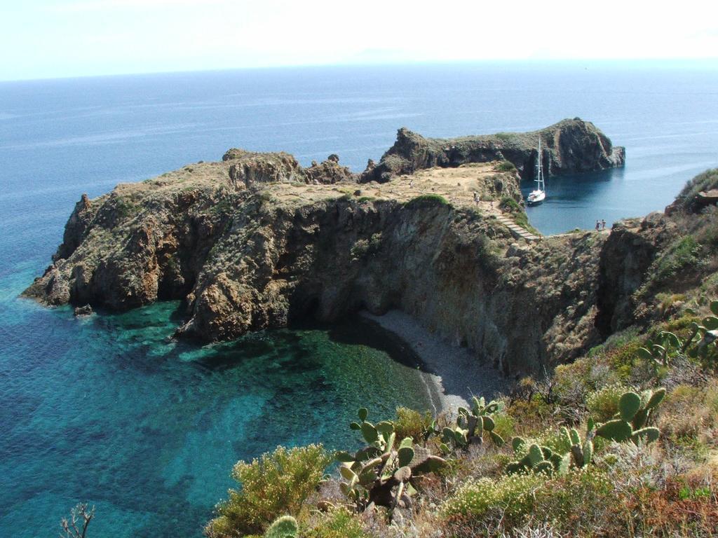 Hotel Eunymos Panarea Extérieur photo